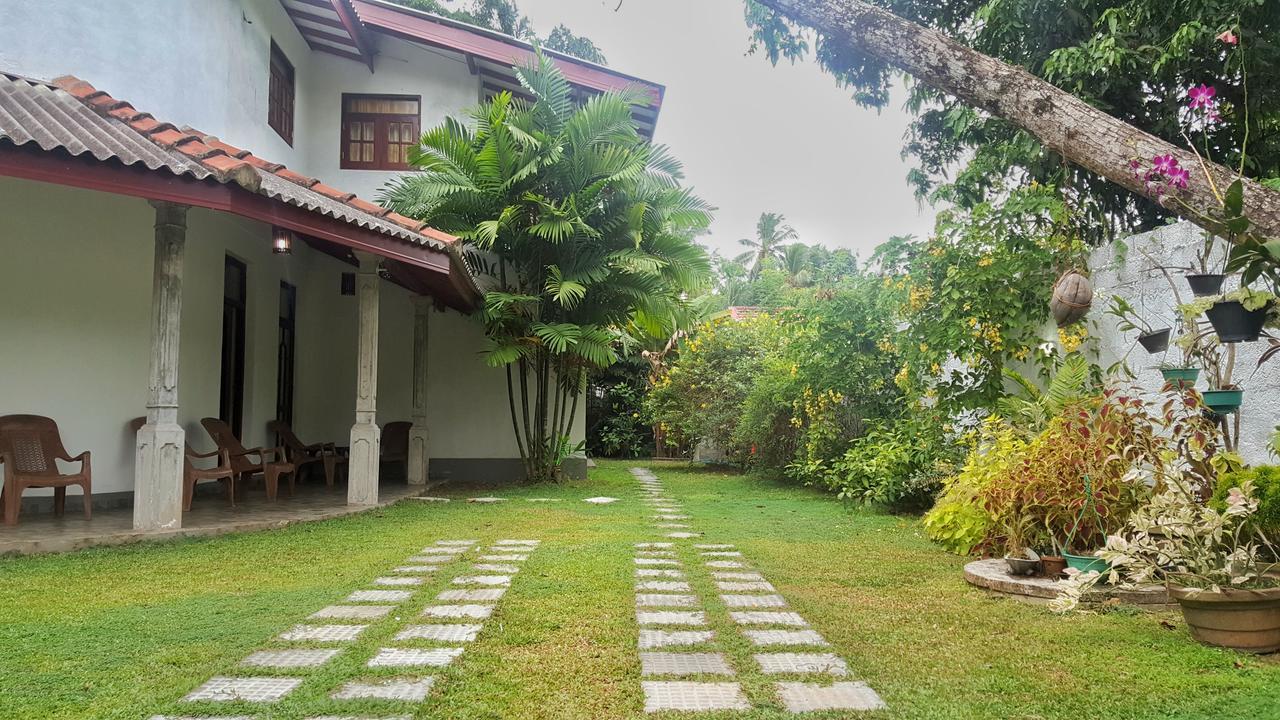 Villa Happy Home เบนโตตา ภายนอก รูปภาพ